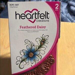 Heartfelt Creations Feathered Daisy Cling Stamps